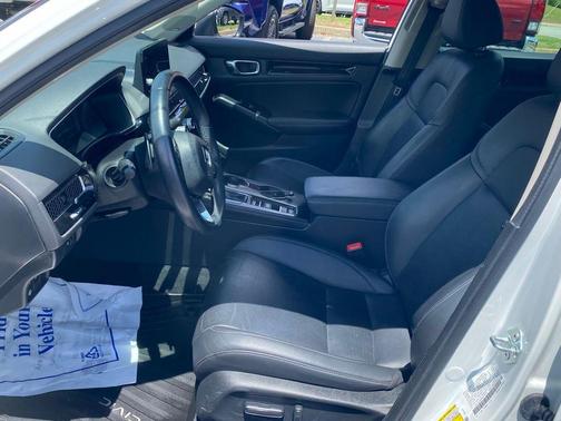 Platinum White Pearl 2024 Honda Civic Touring