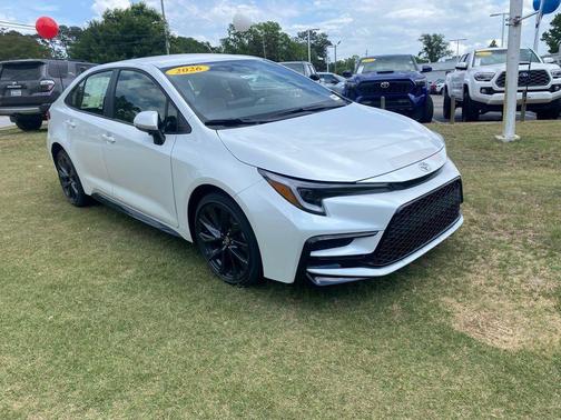 2026 Toyota Corolla Hybrid SE