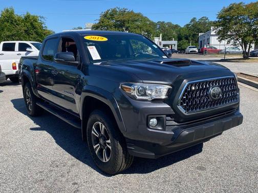 Magnetic Gray Metallic 2019 Toyota Tacoma TRD Sport