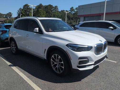 Alpine White 2022 BMW X5 xDrive40i