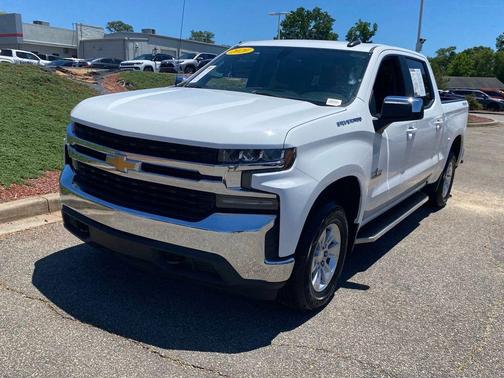 Summit White 2020 Chevrolet Silverado 1500 LT