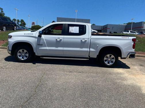 Summit White 2020 Chevrolet Silverado 1500 LT