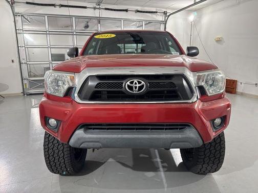 Barcelona Red Metallic 2015 Toyota Tacoma