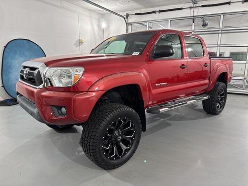 Barcelona Red Metallic 2015 Toyota Tacoma