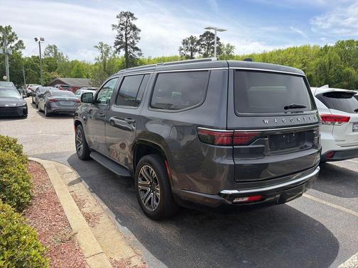 Metallic 2024 Jeep Wagoneer Series II