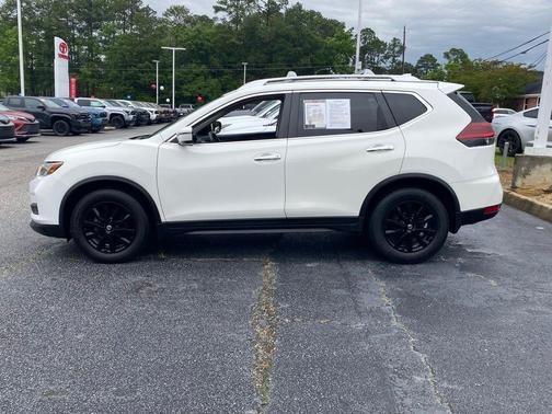 Glacier White 2019 Nissan Rogue S