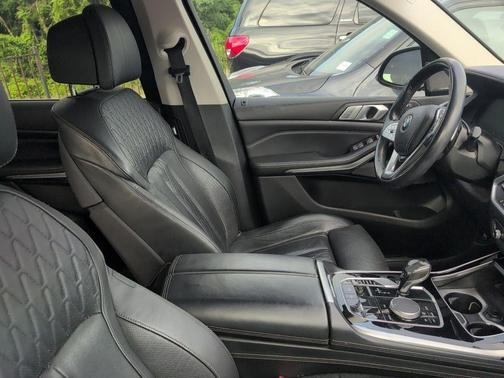 Arctic Gray Metallic 2019 BMW X7 xDrive40i