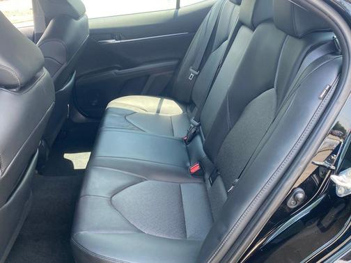 Midnight Black Metallic 2023 Toyota Camry XLE V6