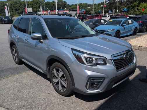 Ice Silver Metallic 2019 Subaru Forester Touring