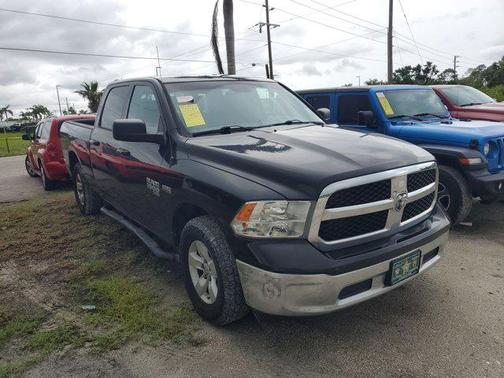 2019 RAM 1500 SLT