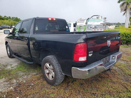 2019 RAM 1500 SLT