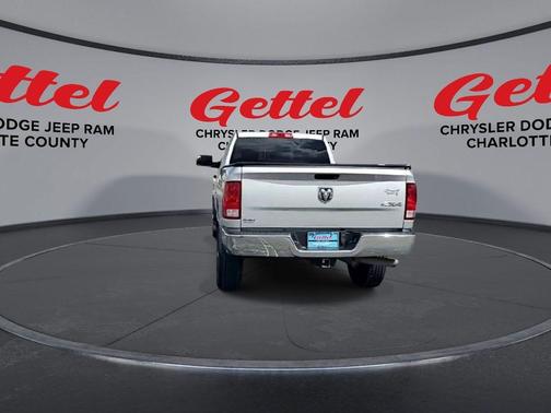 2018 RAM 3500 Tradesman Regular Cab 4x4 8' Box