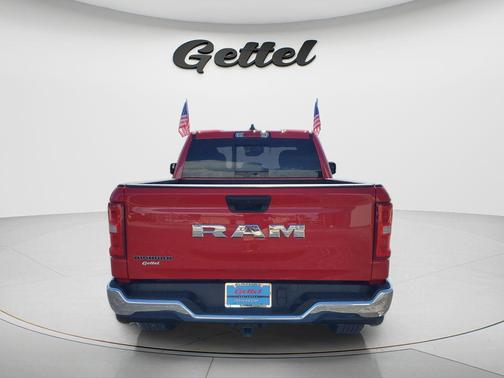 Flame Red Clearcoat 2025 RAM 1500 Big Horn/Lone Star