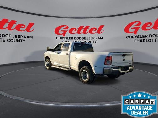 2024 RAM 3500 Big Horn Crew Cab 4x4 8' Box