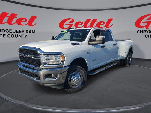 2024 RAM 3500 Big Horn Crew Cab 4x4 8' Box