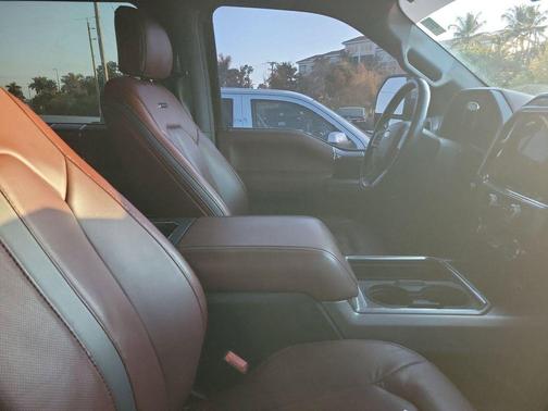 2022 Ford F-350 Platinum