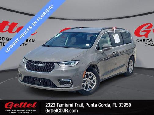 2022 Chrysler Pacifica Touring L