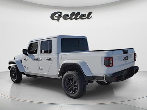 2026 Jeep Gladiator Sport S