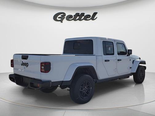 2026 Jeep Gladiator Sport S