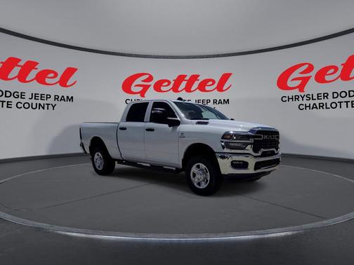 2025 RAM 3500 Tradesman Crew Cab 4x4 6'4' Box