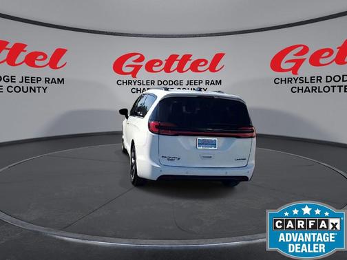 2025 Chrysler Pacifica Limited