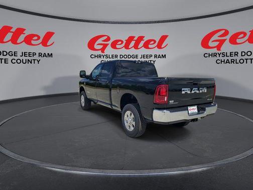 2025 RAM 2500 Big Horn Crew Cab 4x4 6'4' Box