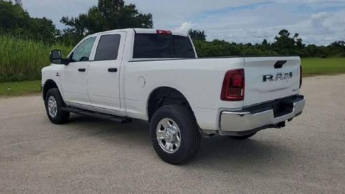 2025 RAM 2500 Tradesman Crew Cab 4x4 6'4' Box