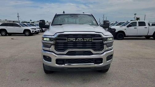 2025 RAM 2500 Tradesman Crew Cab 4x4 6'4' Box