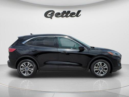 AGATE BLACK METALLIC 2022 Ford Escape SEL