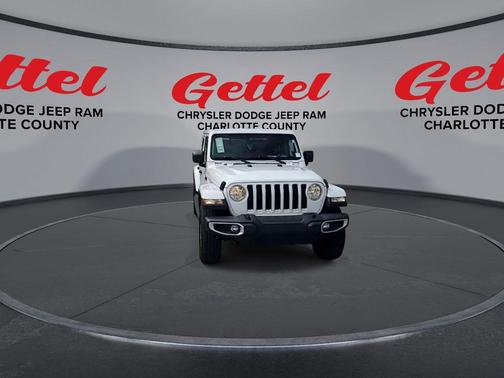 2022 Jeep Gladiator Overland