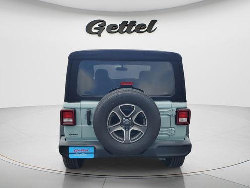 Earl Clearcoat 2023 Jeep Wrangler Sport S