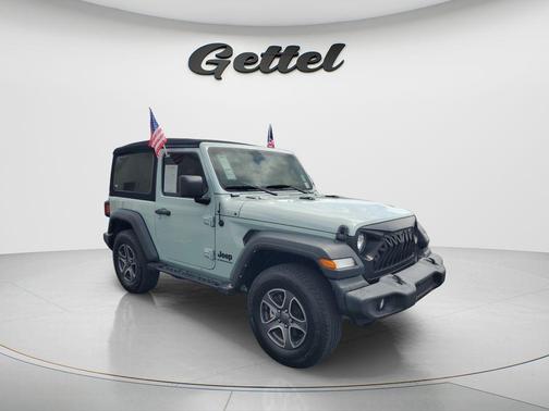 Earl Clearcoat 2023 Jeep Wrangler Sport S