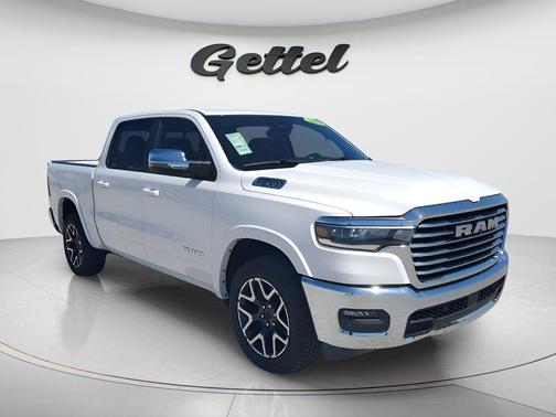 Bright White Clearcoat 2025 RAM 1500 Laramie