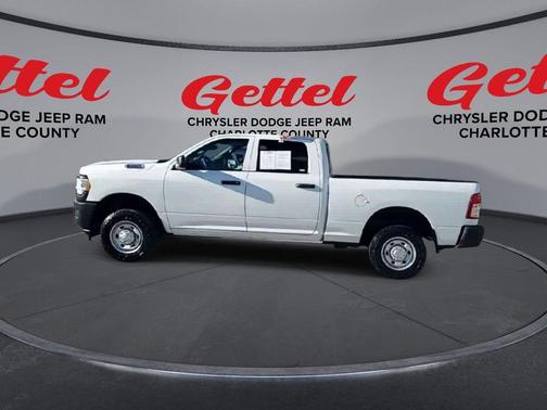 2022 RAM 2500 Tradesman Crew Cab 4x4 6'4' Box