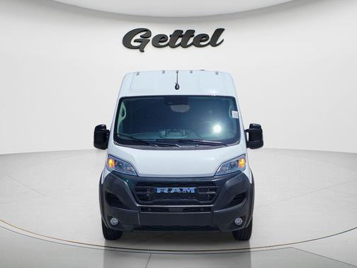 Bright White Clearcoat 2026 RAM ProMaster 2500 Tradesman