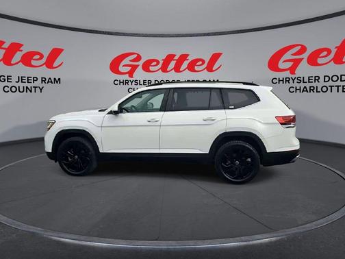 2022 Volkswagen Atlas 3.6L SE w/Technology