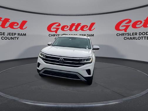 2022 Volkswagen Atlas 3.6L SE w/Technology