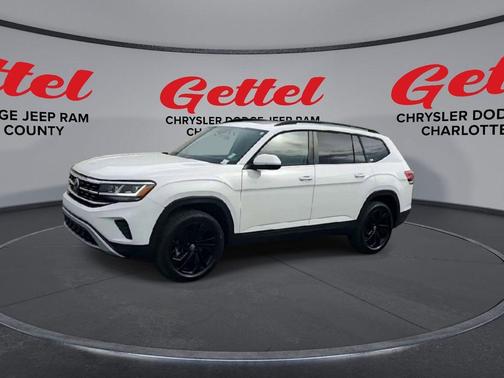 2022 Volkswagen Atlas 3.6L SE w/Technology