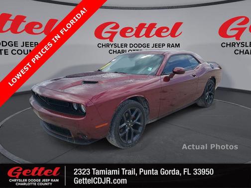 2022 Dodge Challenger SXT