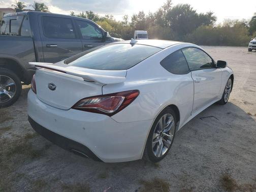 2014 Hyundai Genesis Coupe 3.8 Ultimate