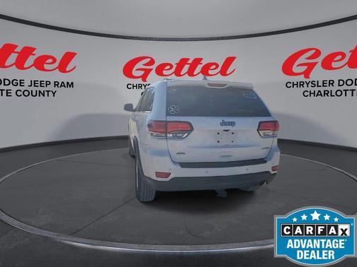 2020 Jeep Grand Cherokee Laredo