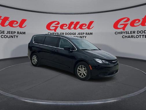 2024 Chrysler Voyager LX