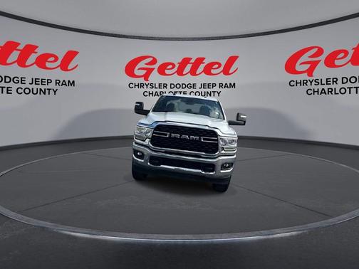 2024 RAM 2500 Big Horn Crew Cab 4x4 8' Box