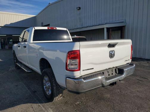 2024 RAM 2500 Big Horn Crew Cab 4x4 8' Box