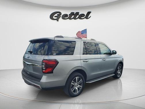 Iconic Silver Metallic 2023 Ford Expedition Limited