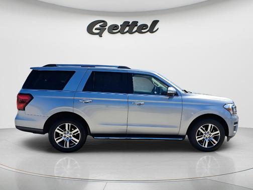 Iconic Silver Metallic 2023 Ford Expedition Limited