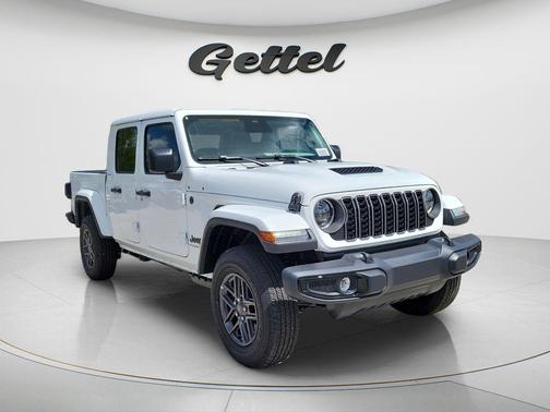 Bright White Clearcoat 2026 Jeep Gladiator Sport S