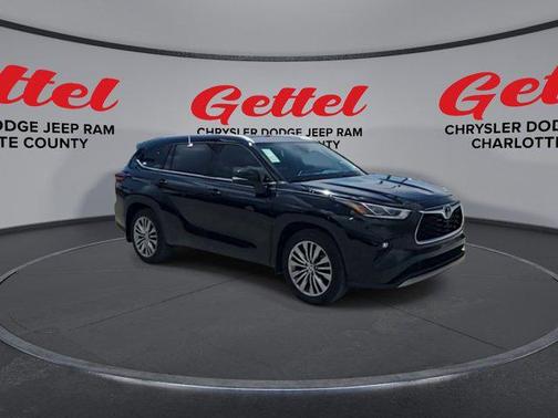 2022 Toyota Highlander Platinum
