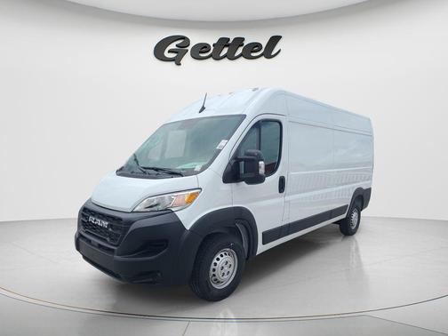 Bright White Clearcoat 2026 RAM ProMaster 2500 Tradesman