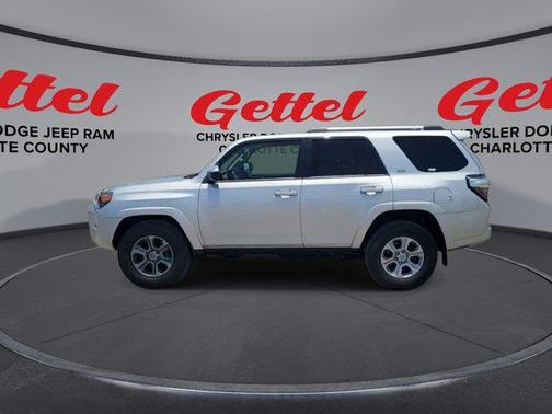 2024 Toyota 4Runner SR5